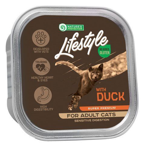 Вологий корм для дорослих котів з чутливим травленням з качкою Nature's Protection Lifestyle Sensitive Digestion with duck 85 г KIKLS45715 фото